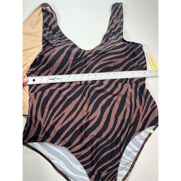 NEW Summersalt The Wrap 1 Piece Side Tie Swim Bathing Suit Zebra Plus Size 22 - Picture 6 of 13